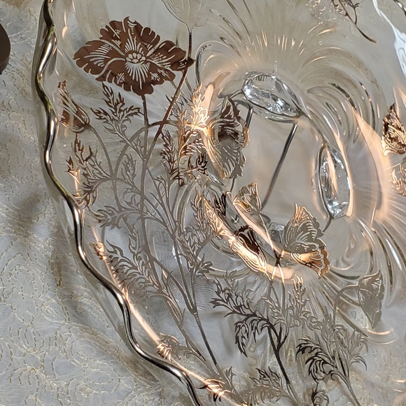 Silver City Flanders Cake Plate - Picture 5 of 14